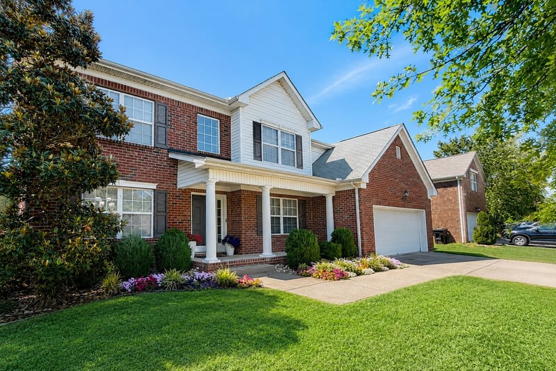 5037 Saint Ives Dr, Murfreesboro, TN 37128