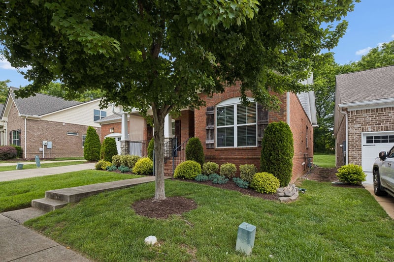 3128 Charles Park Dr, Nashville, TN 37211