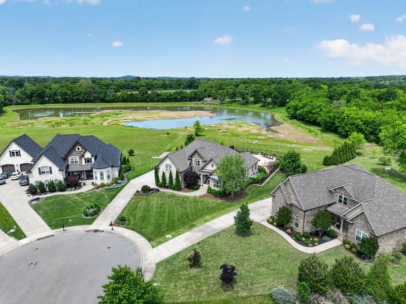 1530 Marathon Dr, Murfreesboro, TN 37129