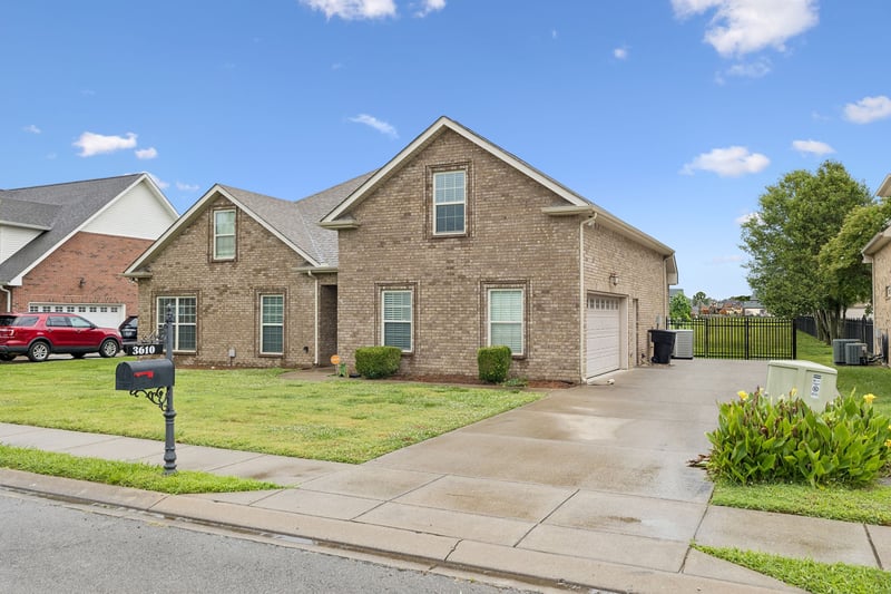 3610 Genoa Dr, Murfreesboro, TN 37128