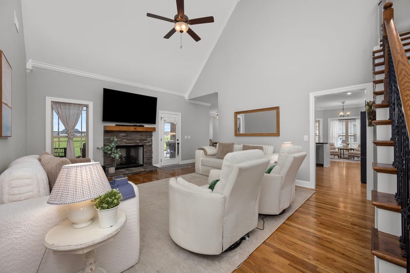 810 Walnut Grove Rd, Christiana, TN 37037