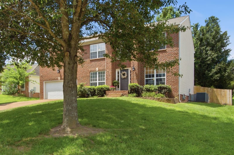 2923 Burtonwood Dr, Spring Hill, TN 37174