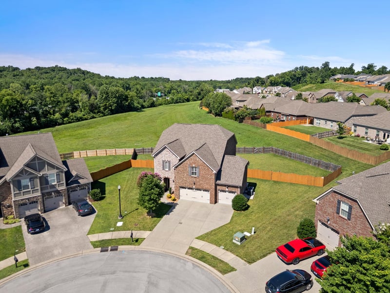 995 Waterstone Dr, Lebanon, TN 37090
