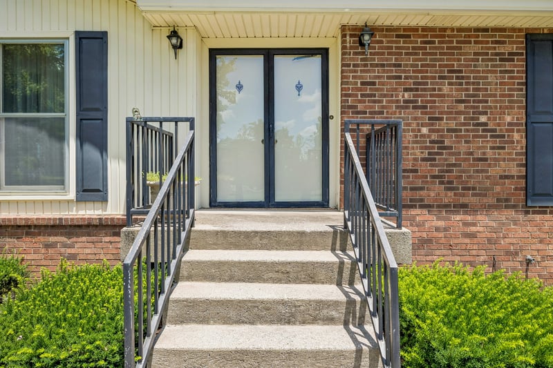 2272 Osburn Rd, Arrington, TN 37014