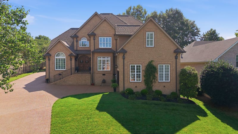 113 N Country Club Dr, Hendersonville, TN 37075