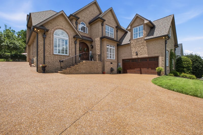 113 N Country Club Dr, Hendersonville, TN 37075