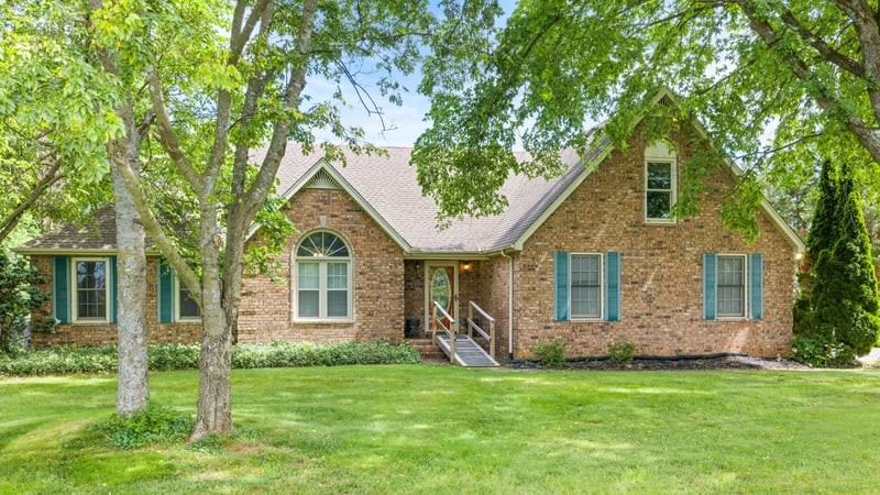 106 Marauder Ct, Murfreesboro, TN 37127