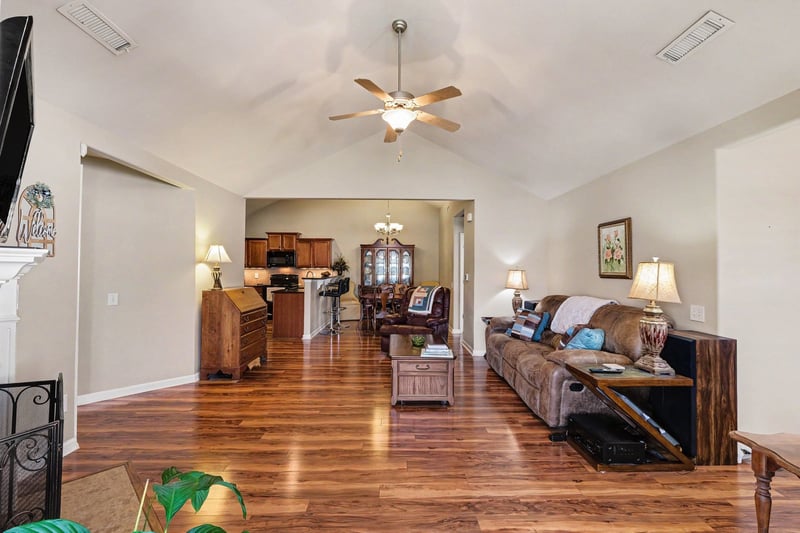 2231 Bridgeway St, Murfreesboro, TN 37128