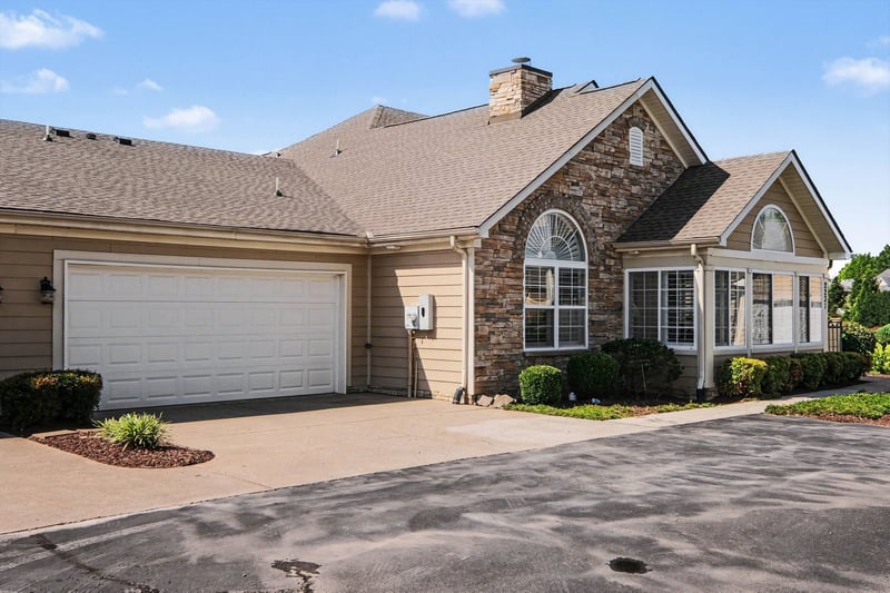 2231 Bridgeway St, Murfreesboro, TN 37128