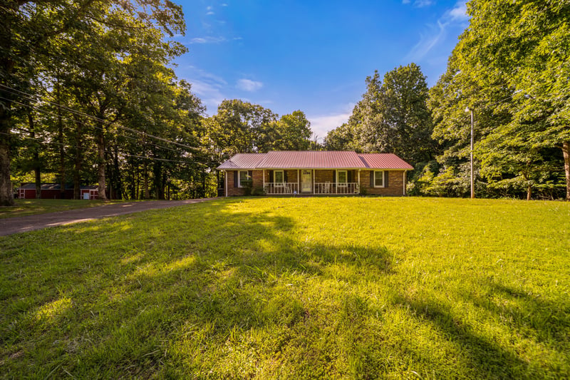 211 Rouse Rd, Dickson, TN 37055