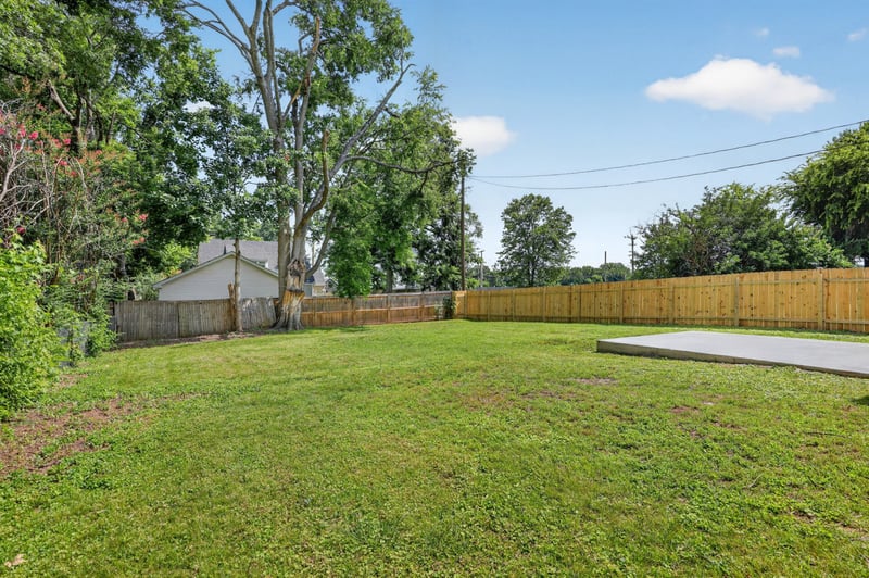1025 Maplewood Pl, Nashville, TN 37216