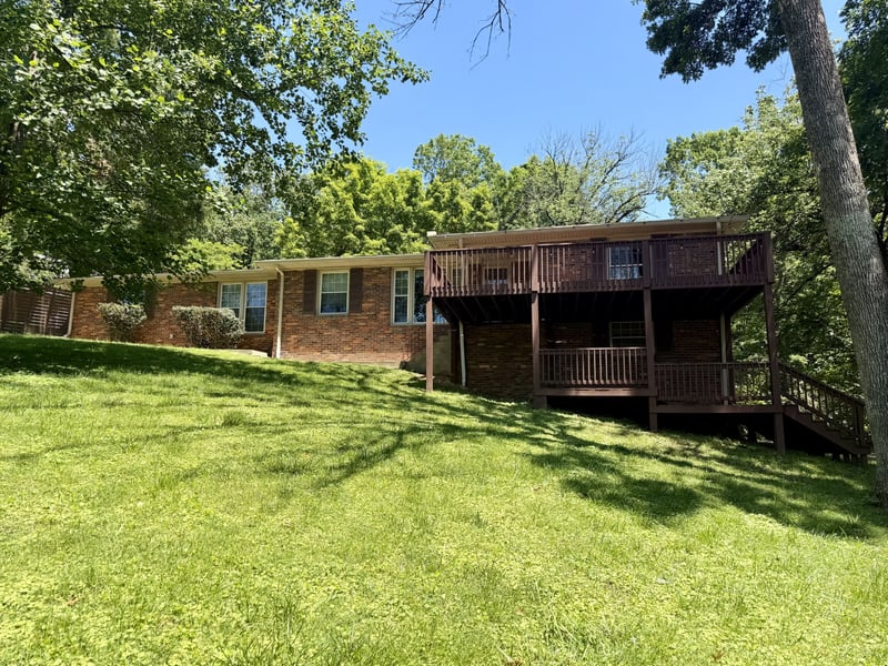600 Vanoke Dr, Madison, TN 37115