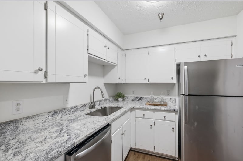 1808 State St #311, Nashville, TN 37203