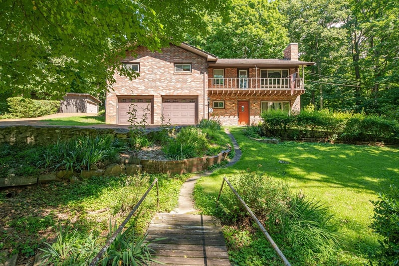 604 Crestland Dr, Columbia, TN 38401