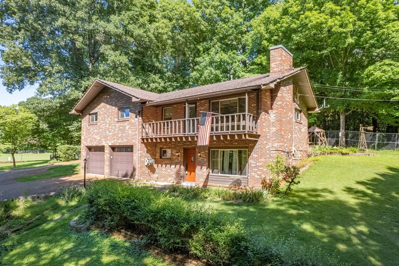 604 Crestland Dr, Columbia, TN 38401