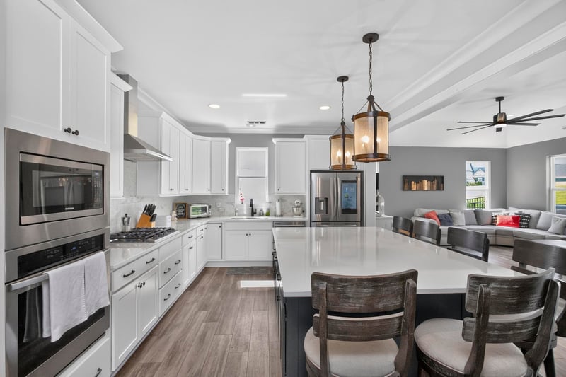 869 Plowson Rd, Mount Juliet, TN 37122