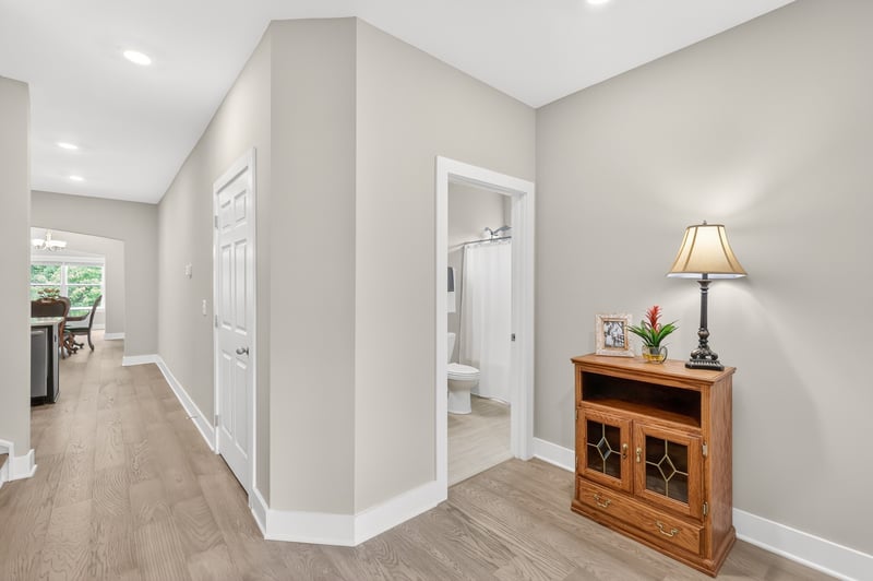 906 Meadowcrest Way, Lebanon, TN 37090