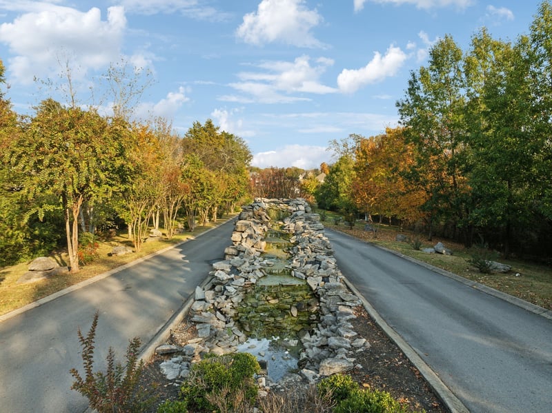 107 Seven Springs Dr, Mount Juliet, TN 37122
