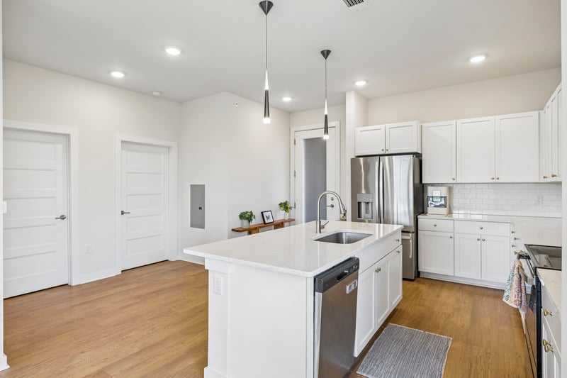 600 E Trinity Ln #208, Nashville, TN 37207