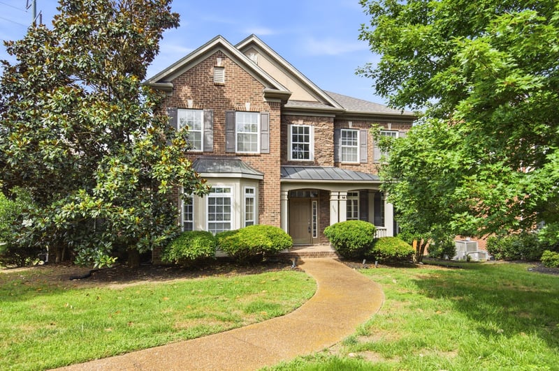 3041 Oxford Glen Dr, Franklin, TN 37067