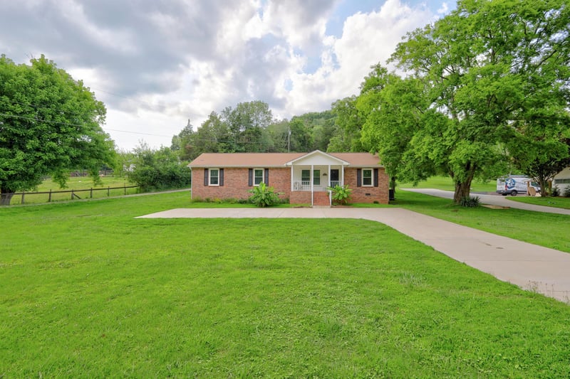 4218 Long Hollow Pike, Goodlettsville, TN 37072