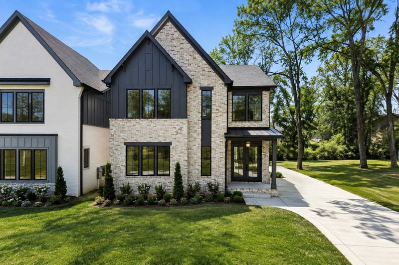 1525 Graybar Ln, Nashville, TN 37215