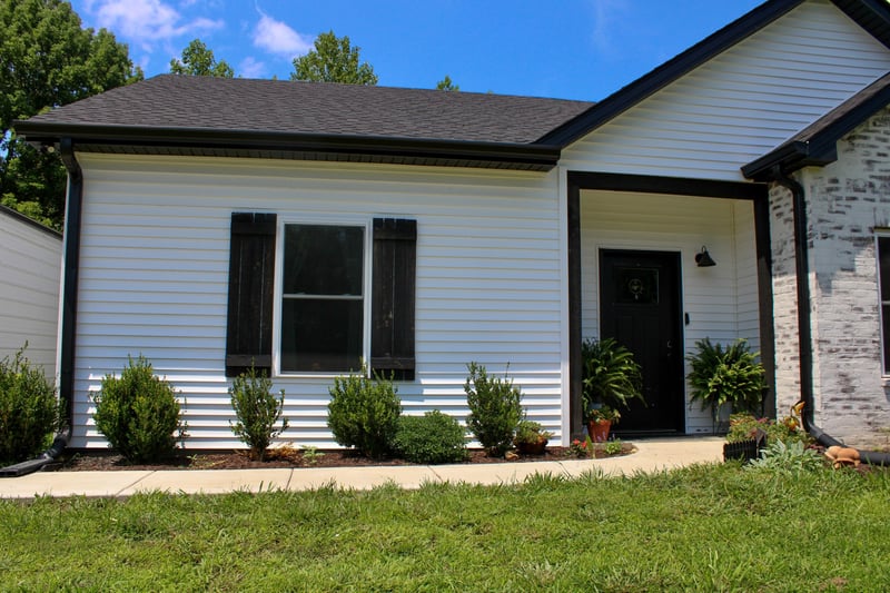 2012 Linda Ln, Cumberland Furnace, TN 37051