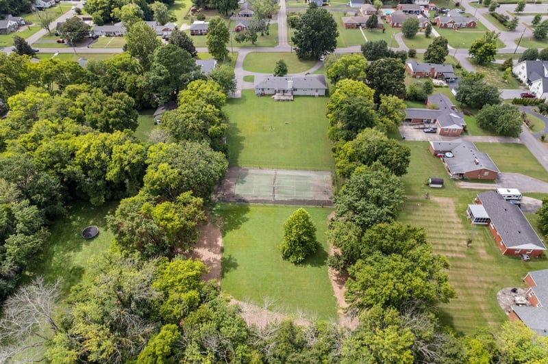 305 Castle Heights Ave, Lebanon, TN 37087