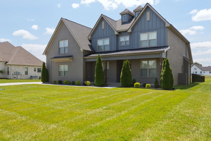 3705 Carriage Dr, Murfreesboro, TN 37128