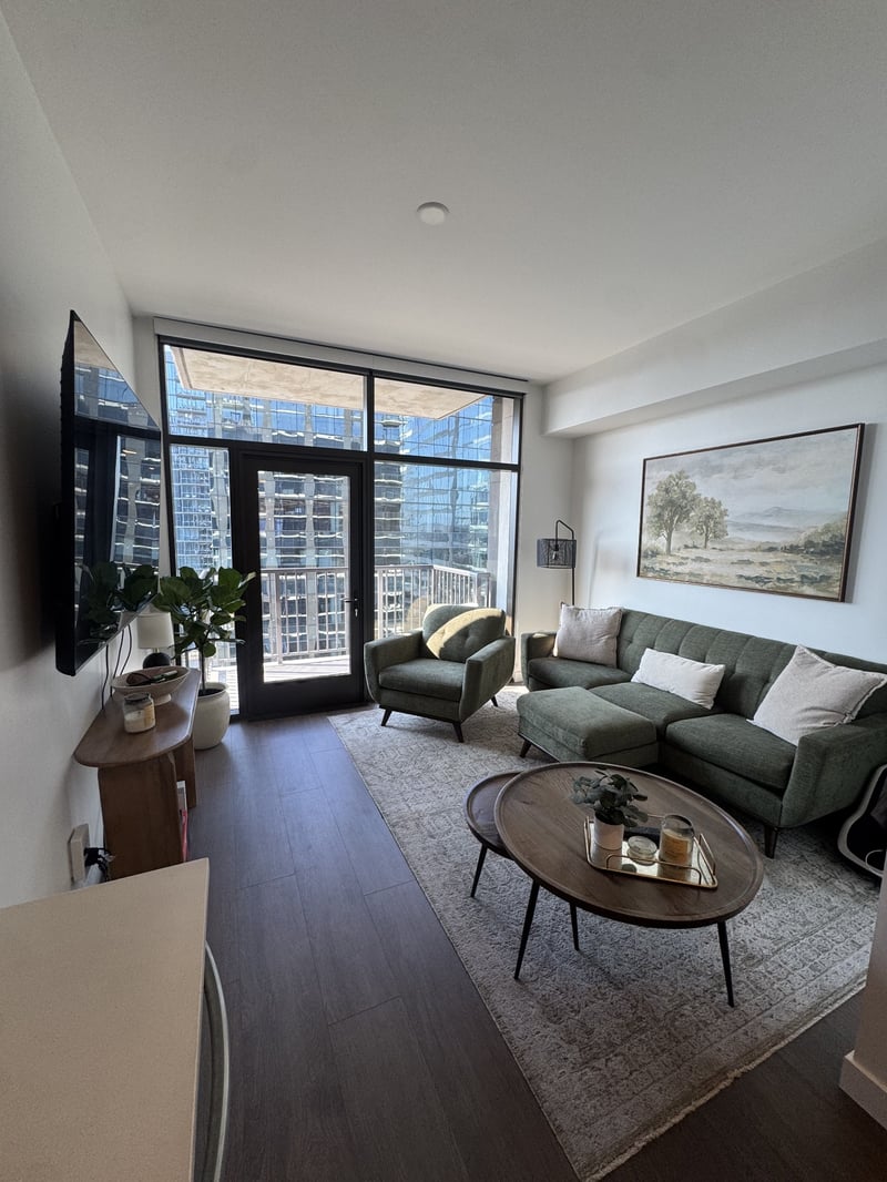 1212 Demonbreun St #1406, Nashville, TN 37203