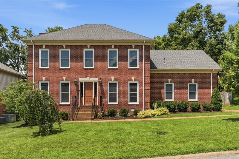 7225 River Bend Rd, Nashville, TN 37221