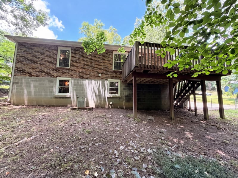 206 Diana Dr, Dickson, TN 37055