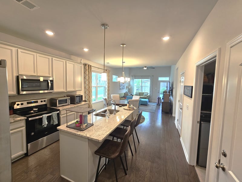 11 Holland Ridge Cir, Lebanon, TN 37090