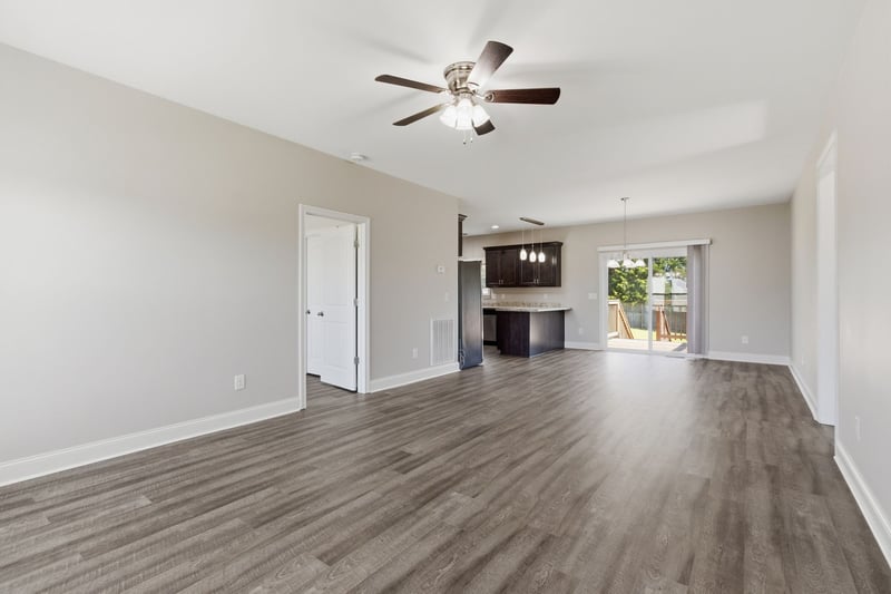1897 Sheffield Ln, Columbia, TN 38401