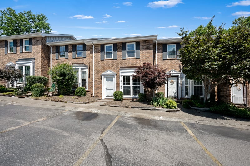 442 Claircrest Dr, Antioch, TN 37013