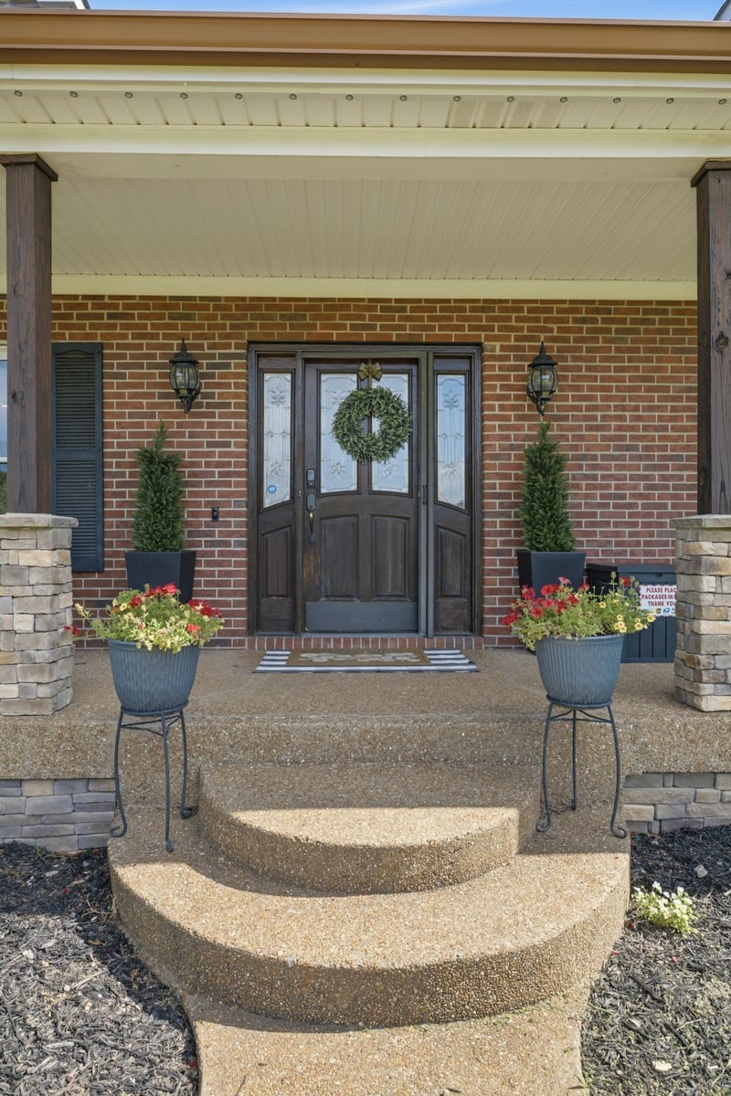 2946 Beulah Church Rd, Arrington, TN 37014