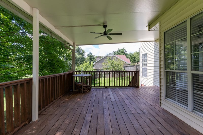 1214 Hollis Ter, Cottontown, TN 37048
