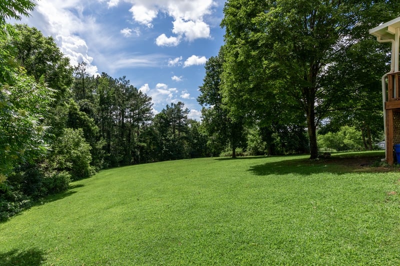1214 Hollis Ter, Cottontown, TN 37048