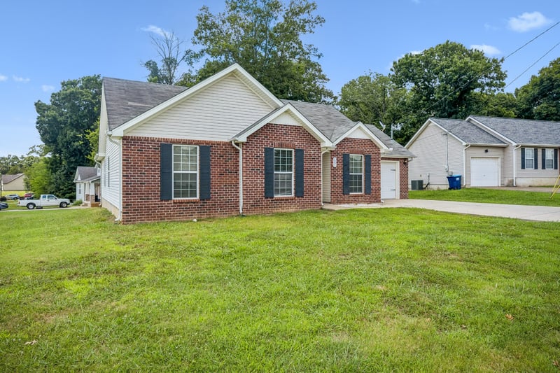 1001 Sky Valley Trl, Smyrna, TN 37167