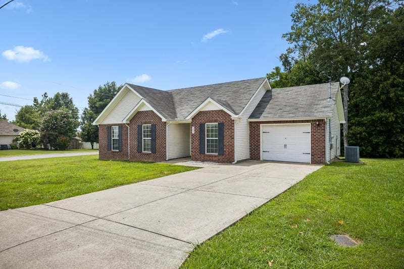 1001 Sky Valley Trl, Smyrna, TN 37167