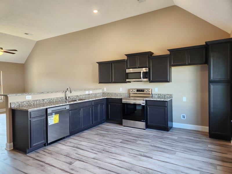 2914 Valley Farms Dr, Christiana, TN 37037