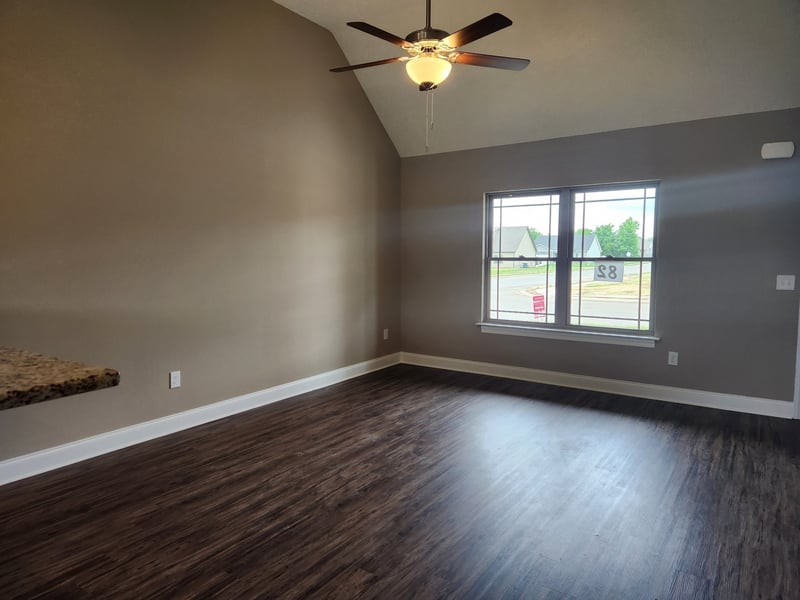 2914 Valley Farms Dr, Christiana, TN 37037