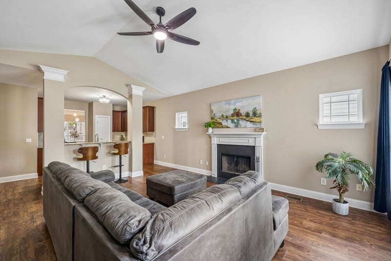 3444 Blaze Dr, Murfreesboro, TN 37128
