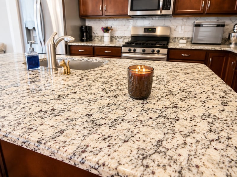 131 Crabourne Dr, White House, TN 37188