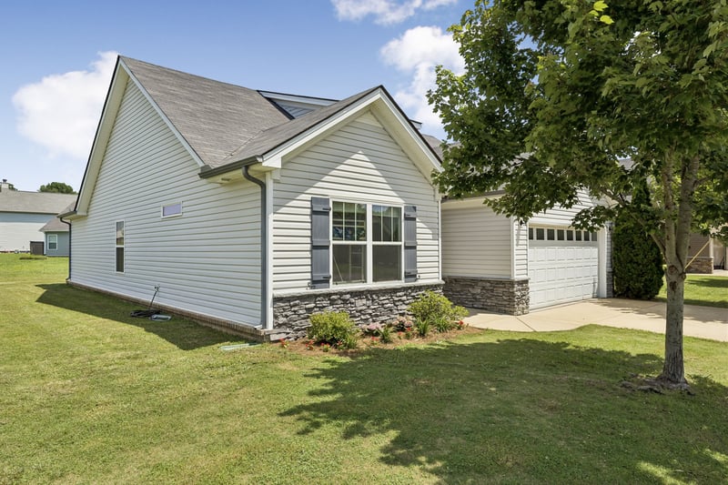 2120 Longhunter Chase Dr, Spring Hill, TN 37174