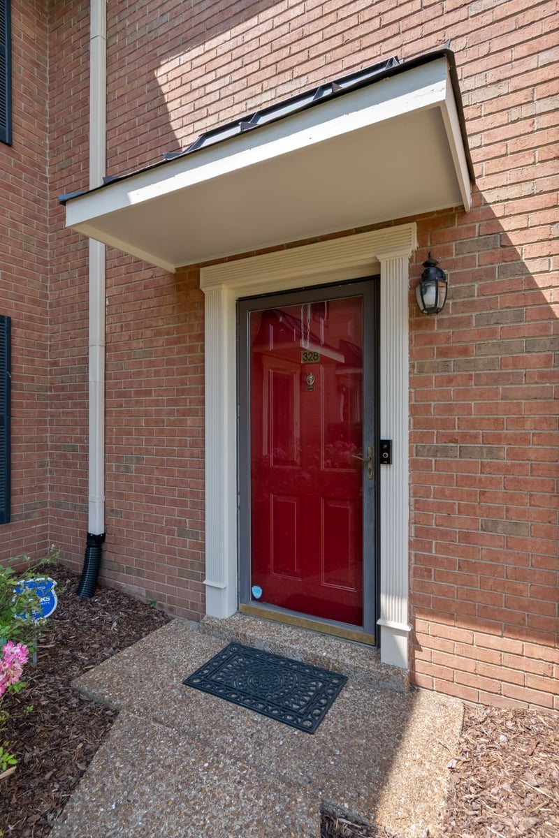 328 Westfield Dr, Nashville, TN 37221