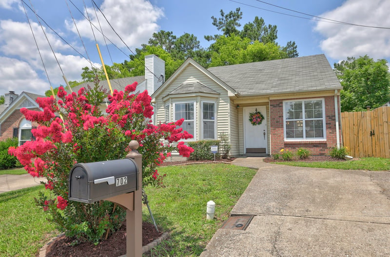702 Maple Pl, Nashville, TN 37216