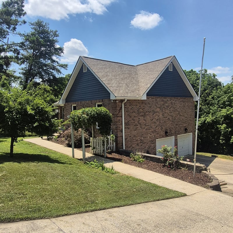 215 April Dr, Old Hickory, TN 37138