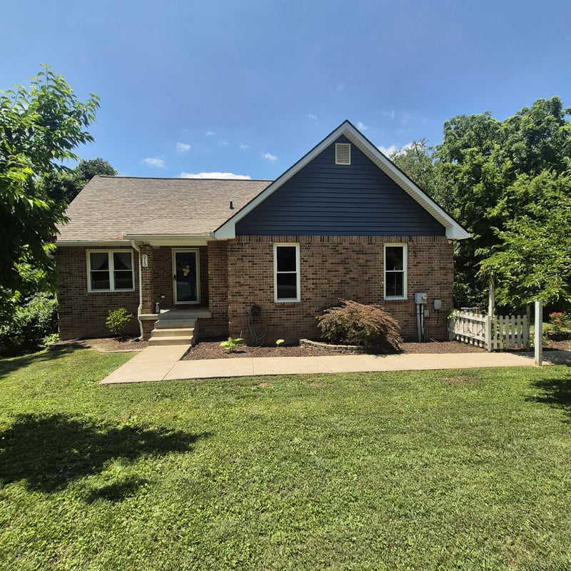 215 April Dr, Old Hickory, TN 37138