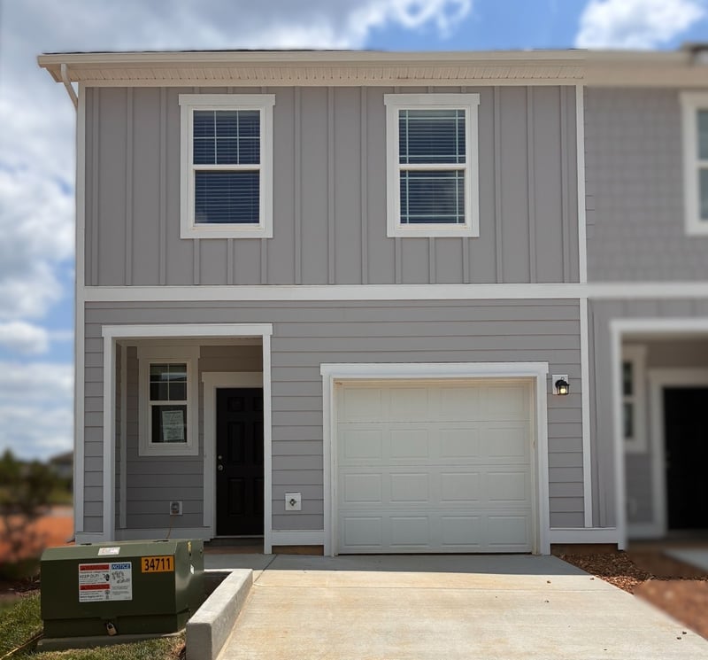 224 Darlington Dr, Dickson, TN 37055